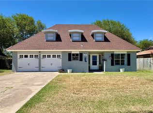221 Ghent Pl, Portland, TX 78374
