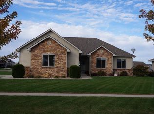 912 NW 37th Ct, Ankeny, IA 50023