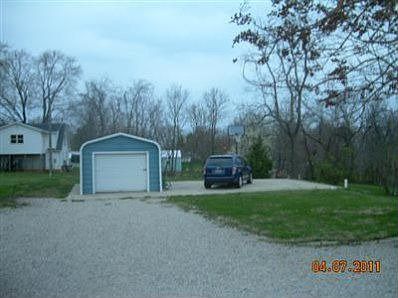3rd image of 708 E North St