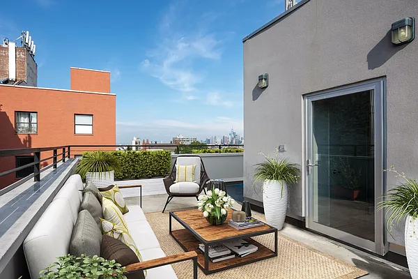 Sold by Compass | media 31