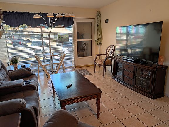 3rd image of 4329 Tahitian Gardens Cir APT D