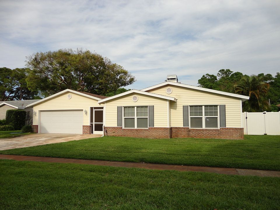 1st image of 9067 Briarwood Dr