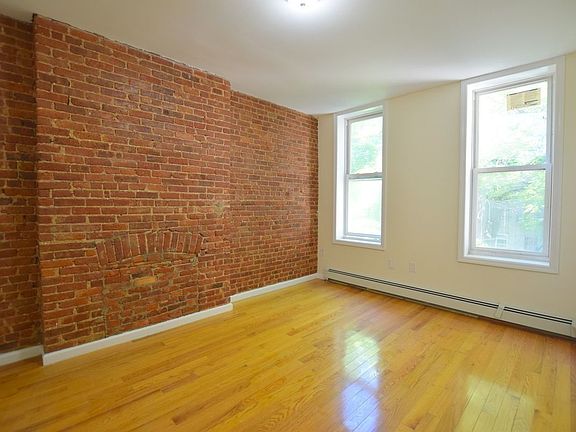 3rd image of 160 E 105th St #2F
