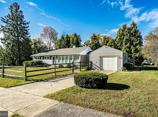 114 Manor Rd, Paoli, PA 19301