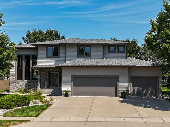 7404 S High Cross Trl, Sioux Falls, SD 57108