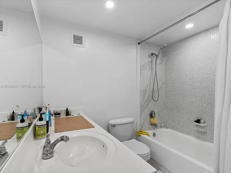 1200 West Ave #823 — Photo 16