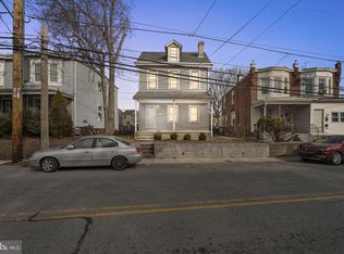 336 Fairview Rd, Crum Lynne, PA 19022