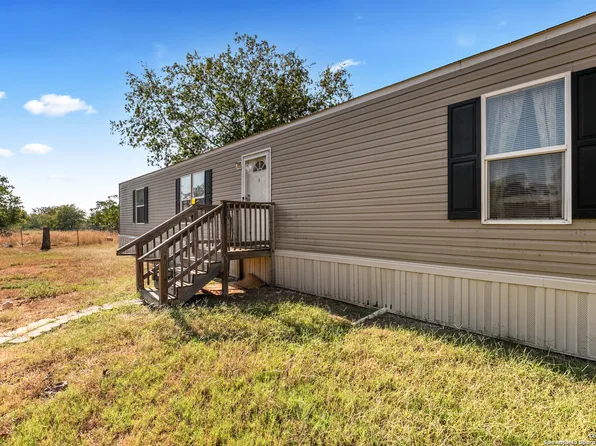 20122 TRUMBO RD, San Antonio, TX 78264