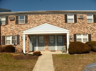 7B Oxford Vlg #7B, Egg Harbor Township, NJ 08234