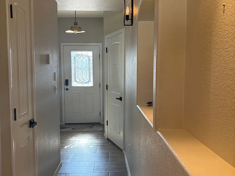 2141 Carlos Leon Pl — Photo 6