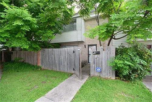 8314 La Roche Ln Photo 1 8314 La Roche Ln Photo 1