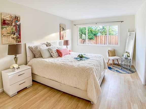 3rd image of 6229 Lillian Way
