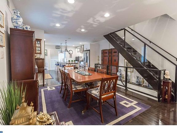 3rd image of 800 N Hancock St Unit 1