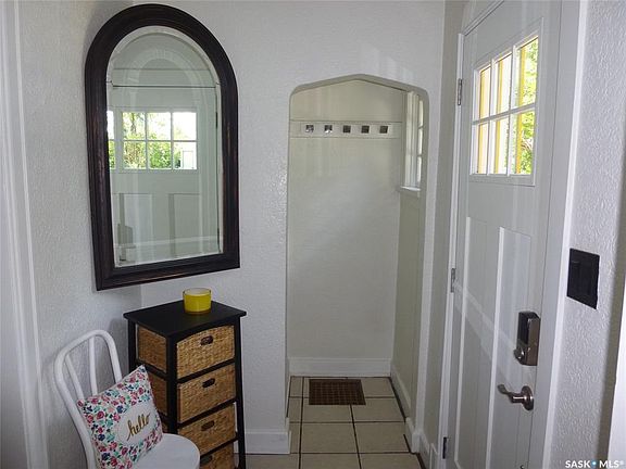4th image of 2458 Broder STREET