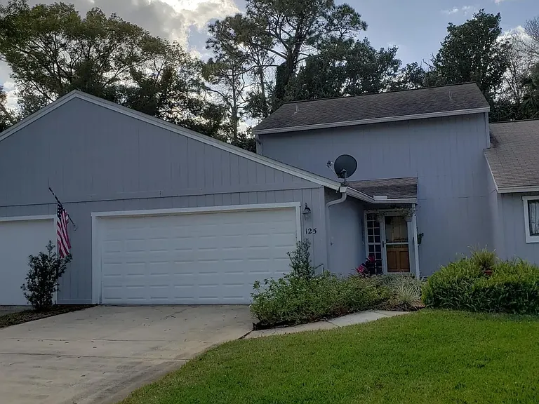 125 Northbrook Ln — Photo 1