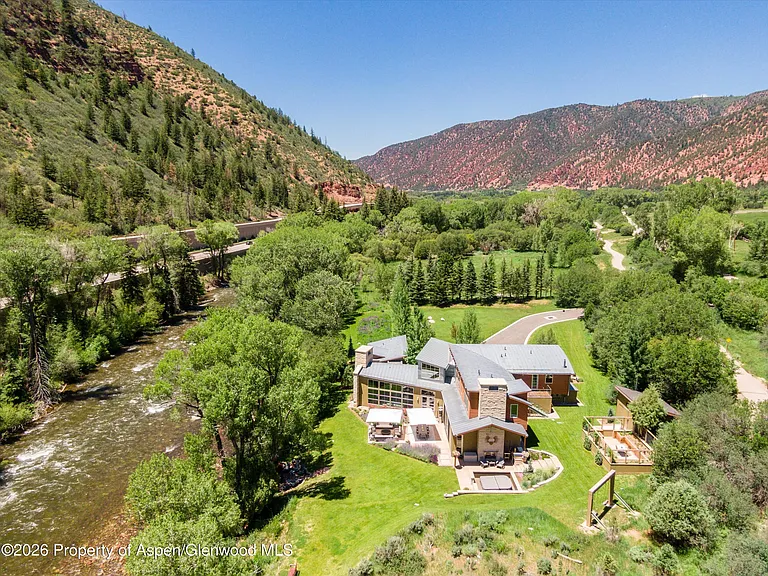 2556 Lower River Rd — Photo 49