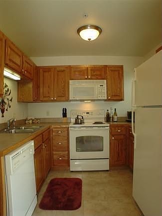 4th image of 151 Vixen Cir APT F