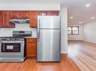 5815 Maspeth Ave, Maspeth, NY 11378