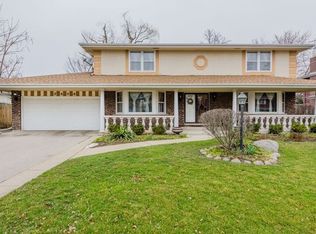 2806 Covert Rd, Glenview, IL 60025