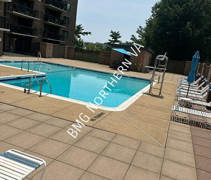 200 N Pickett St #1203 — Photo 9