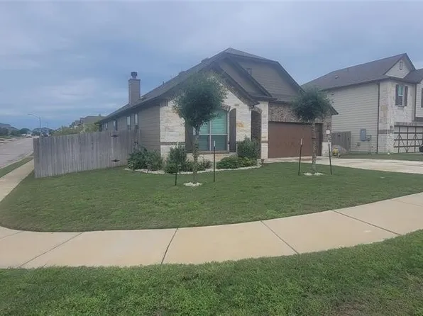 105 W Point Way, Elgin, TX 78621