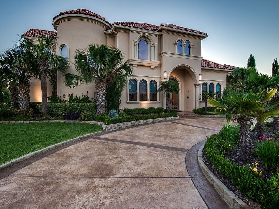 1st image of 1605 Hilton Head Ln
