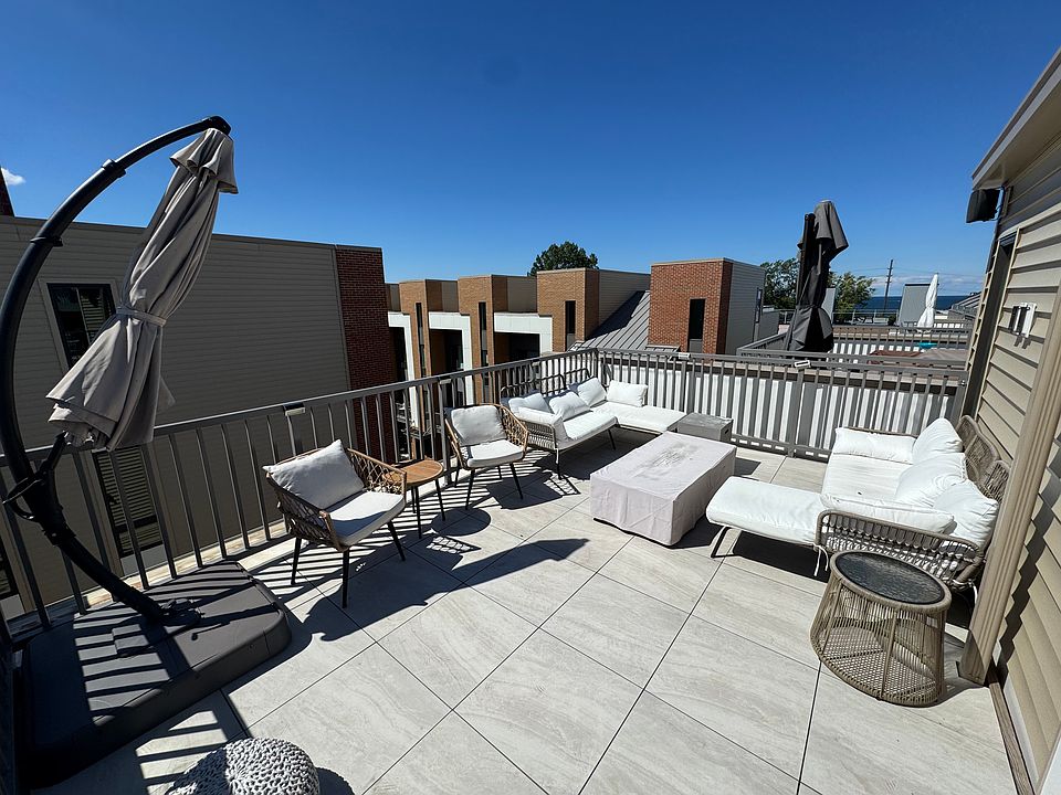 Rooftop Patio
