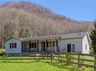 161 Round Rock Rd, Clyde, NC 28721