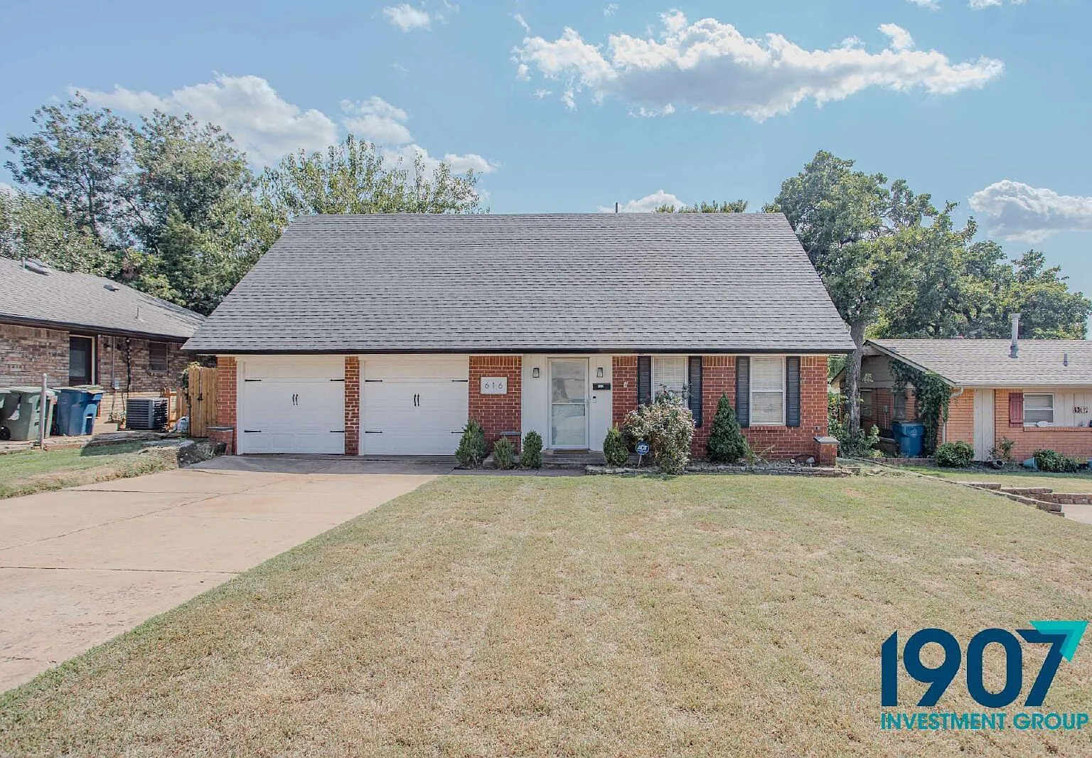 3 bed, 2.0 bath, 1363 sqft, $1,699 — Photo 1