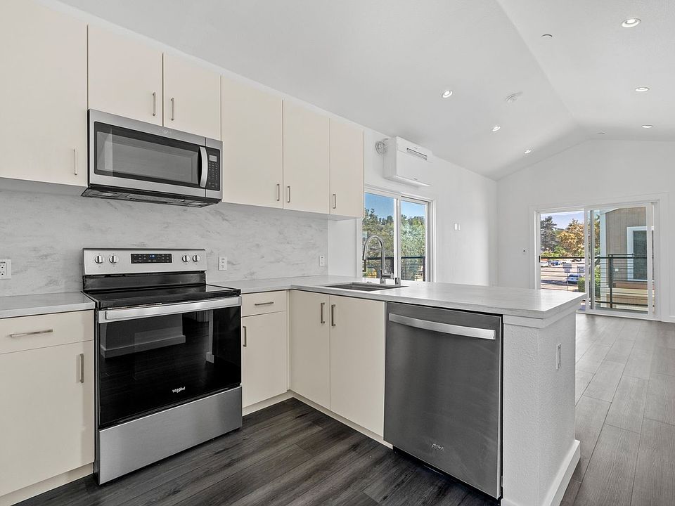 422426.5 San Pascual Ave 1 br / 1.0 ba, 2495, Los Angeles, CA 90042