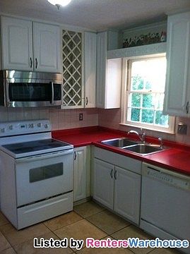 2nd image of 2441 Hillboro Cir SW