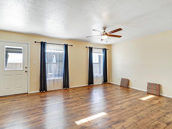 5th image of 5724 Sandoval Dr NE