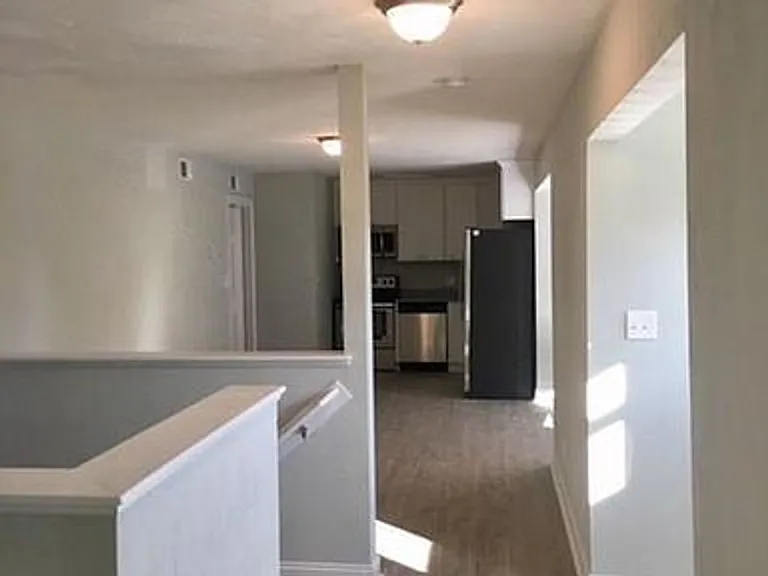 3212 Arctic Ave — Photo 7
