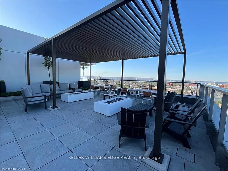 212 King William St #502 — Photo 34