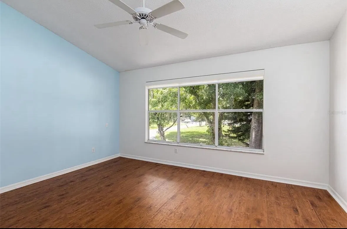 3036 Cottage Grove Ct — Photo 4