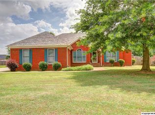 120 Debbie Blvd, Huntsville, AL 35811