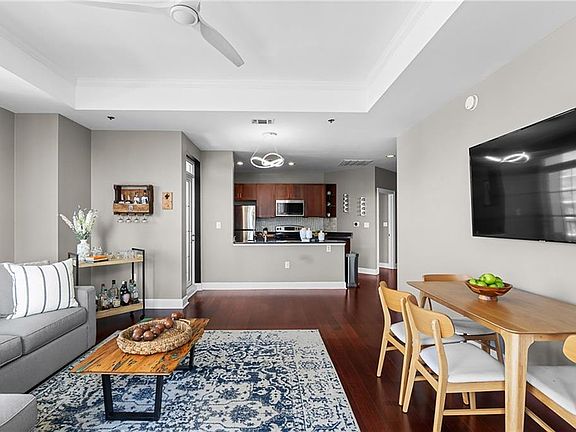 4th image of 325 E Paces Ferry Rd NE APT 1711