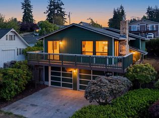 1816 W 6th St, Sequim, WA 98382