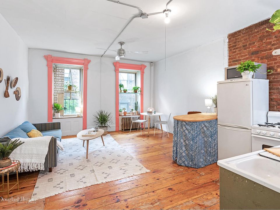 1st image of 225 E 4th St APT 13