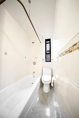 5th image of 140 W 71st St #4FF