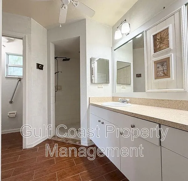 4017 NE 10th Ave — Photo 23
