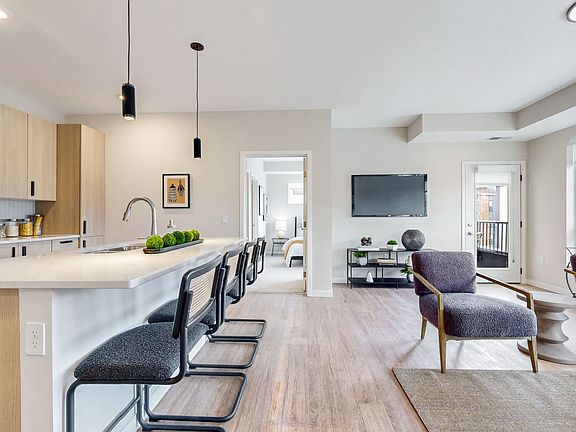 2nd image of 520 Virginia Ave #4748505