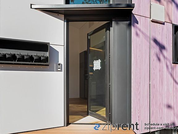 4th image of 748 S 11th St #2