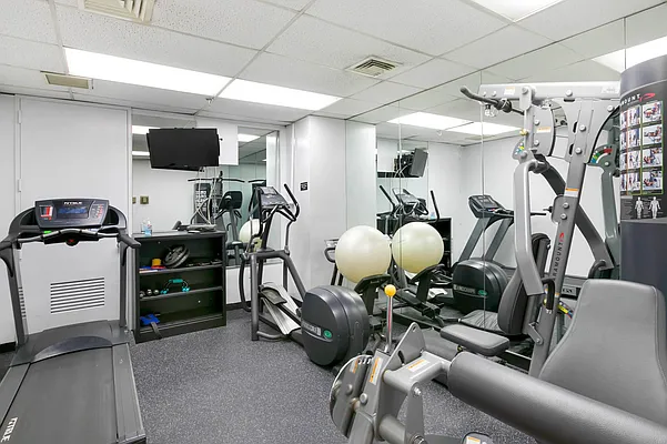 Rented by Compass | media 21