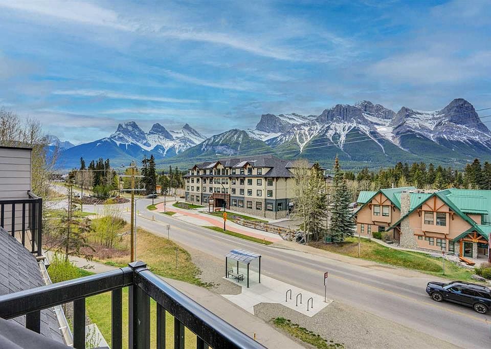 1st image of 109 SW Kanananskis Way #206