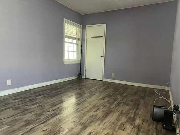 4th image of 4103 Lindsey Ave