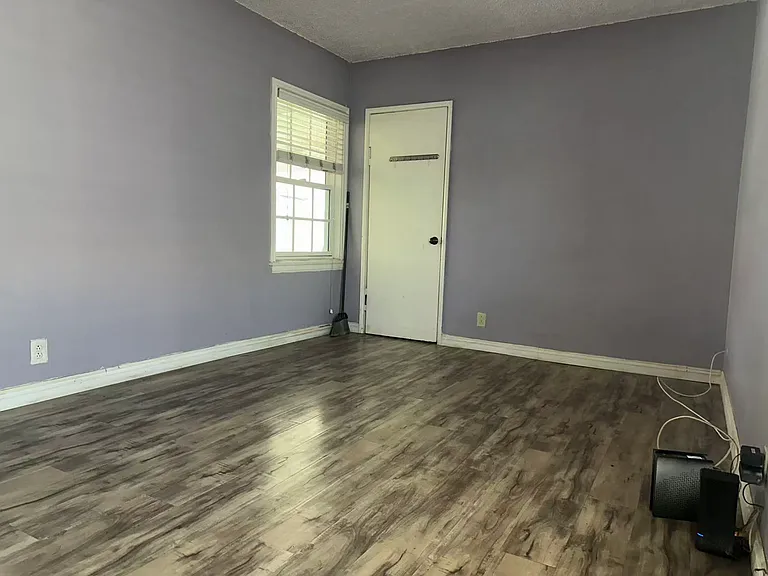 4103 Lindsey Ave — Photo 4