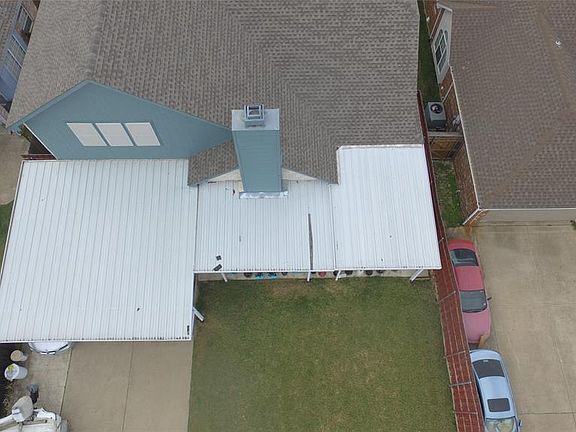 5th image of 832 E Grubb Dr