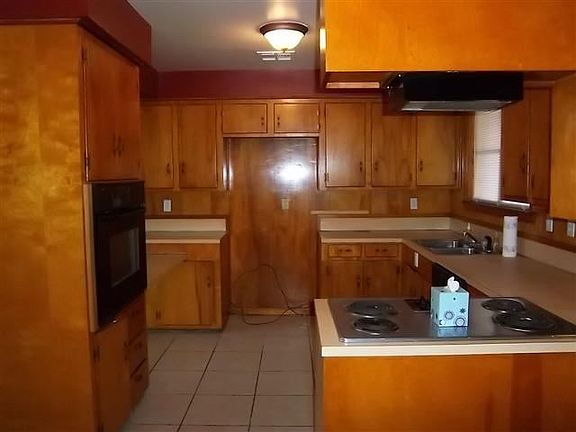 5th image of 225 Wren Way