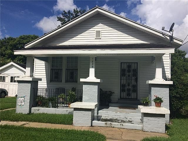 1st image of 1239 Behrman Ave